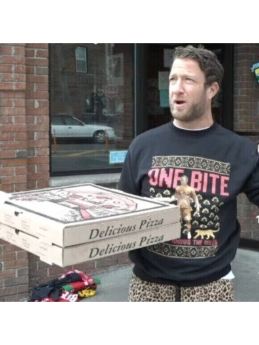 Champion Men's Black One Bite Tiger Print Holiday Sweatshirt Sweater Size Small